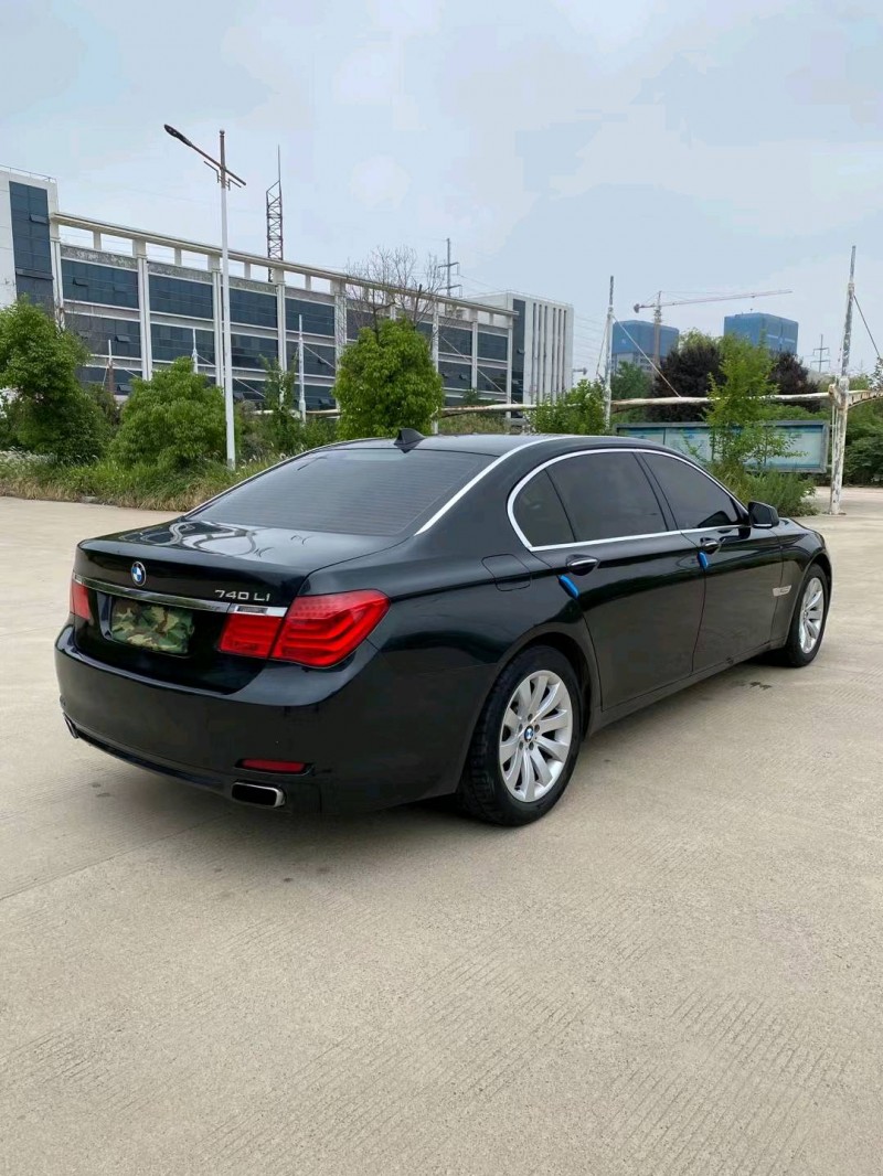 徐州10年宝马7系8