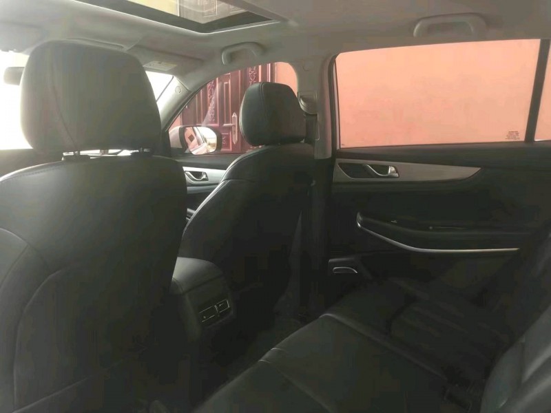 煙臺19年長安汽車CS757