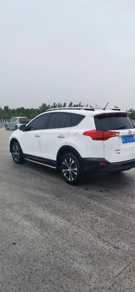 石家莊13年豐田RAV4榮放6