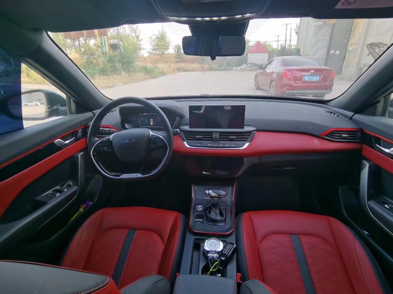 青岛22年东风奕炫8