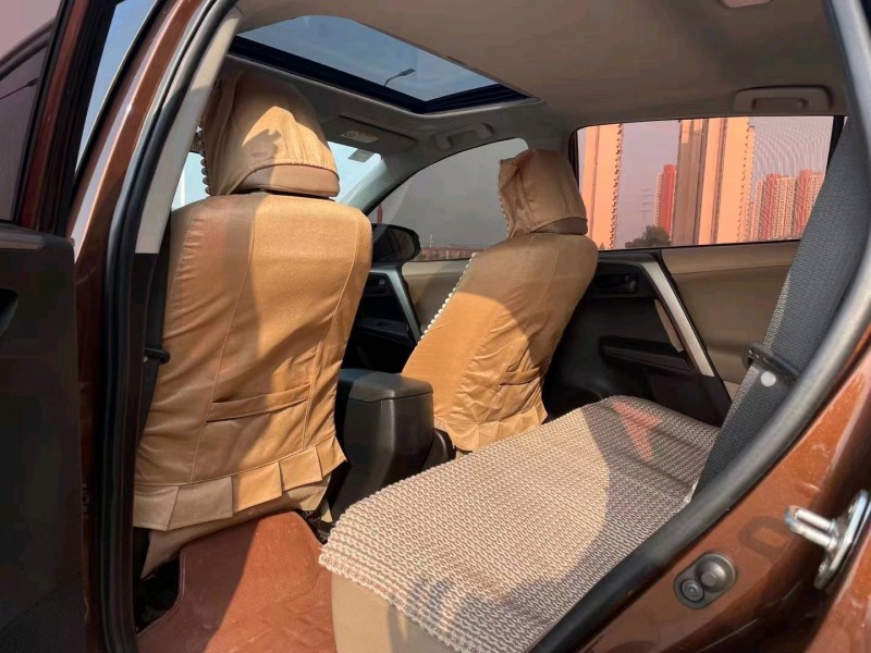 北京16年丰田RAV45