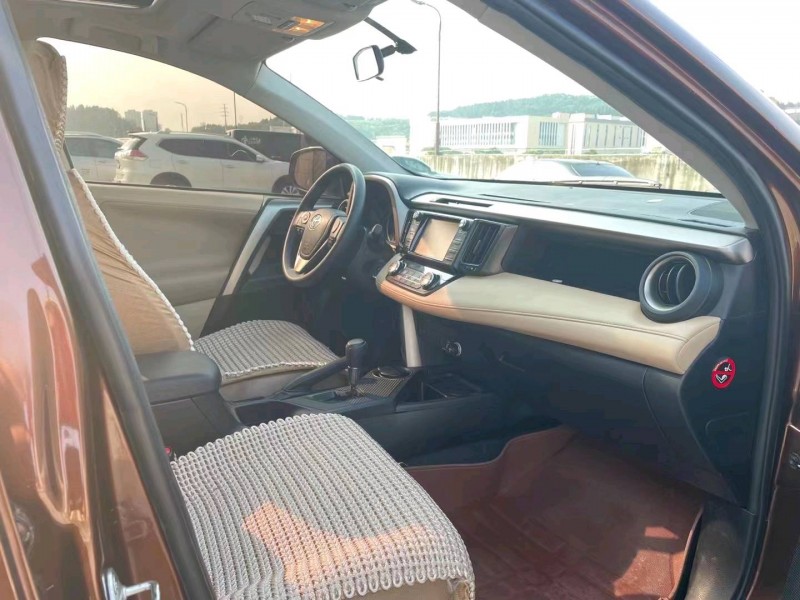 北京16年丰田RAV47