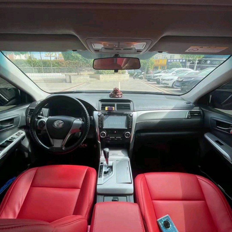 北京14年丰田凯美瑞3