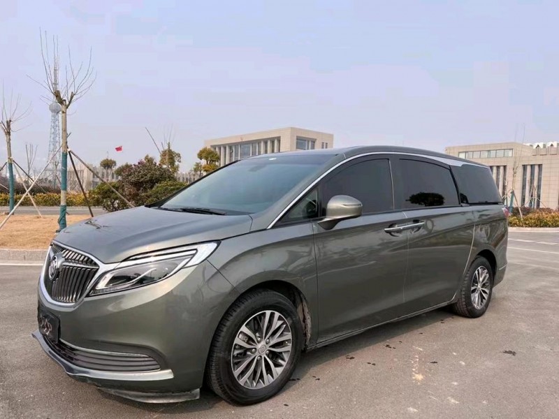 盐城17年别克GL83