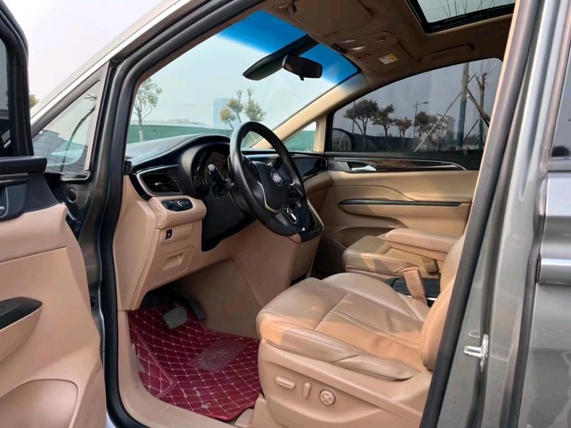 盐城17年别克GL84