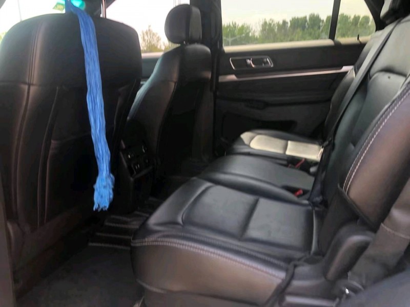 沧州17年福特探险者7