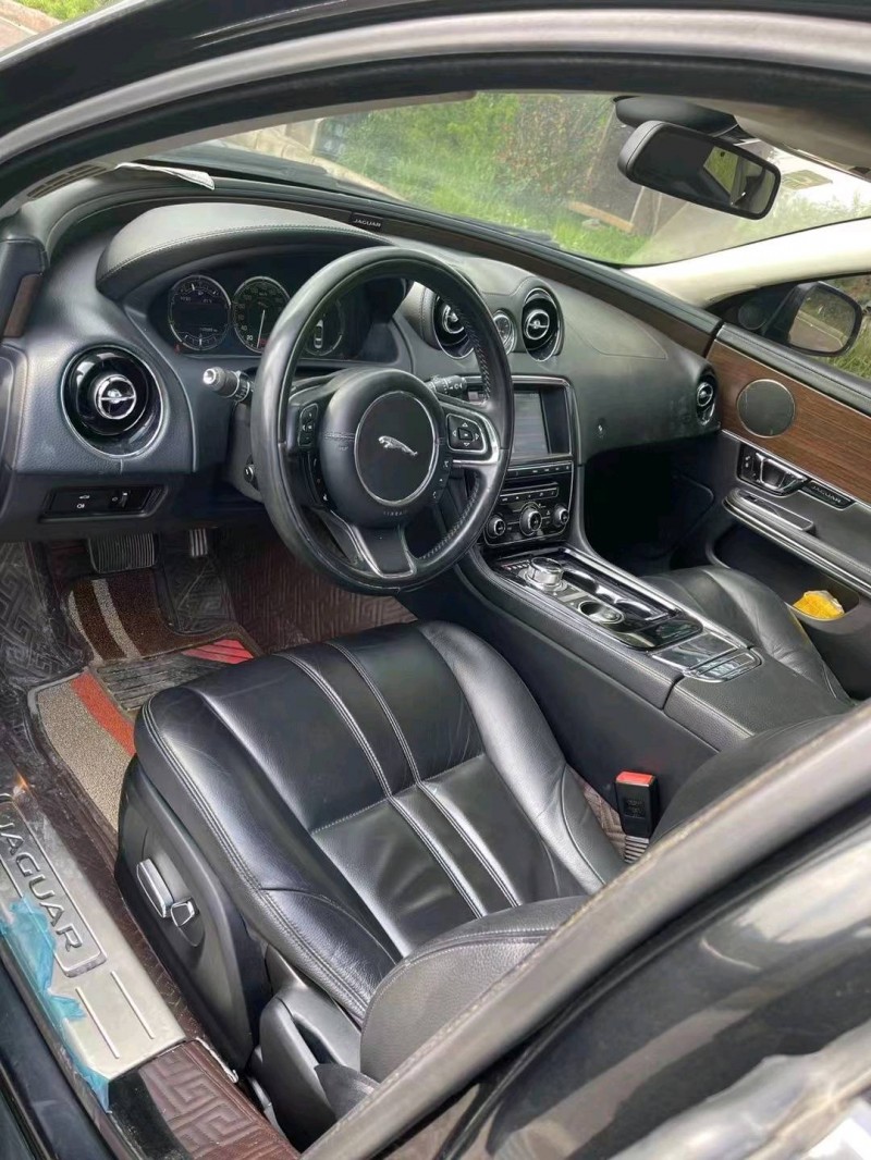 六盤水14年捷豹XJL7