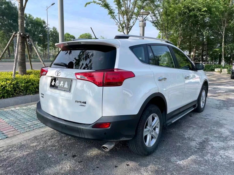 連云港13年豐田RAV47