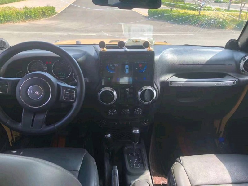 保定14年Jeep牧馬人4