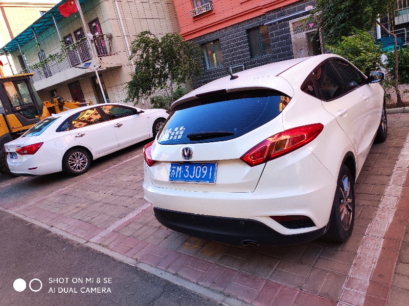 呼和浩特15年長安汽車逸動5