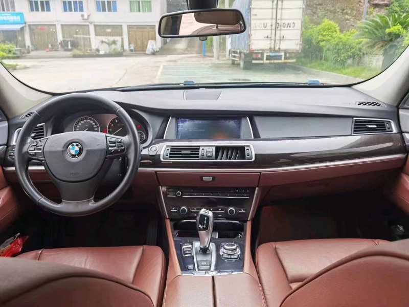 北京13年宝马5系GT8