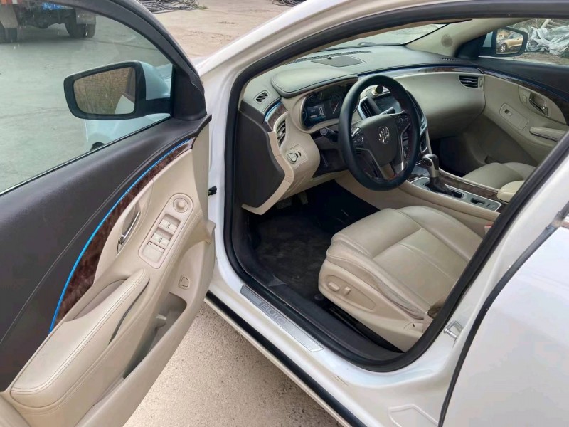 徐州13年别克君越5