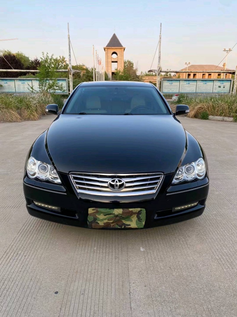 徐州10年丰田锐志1