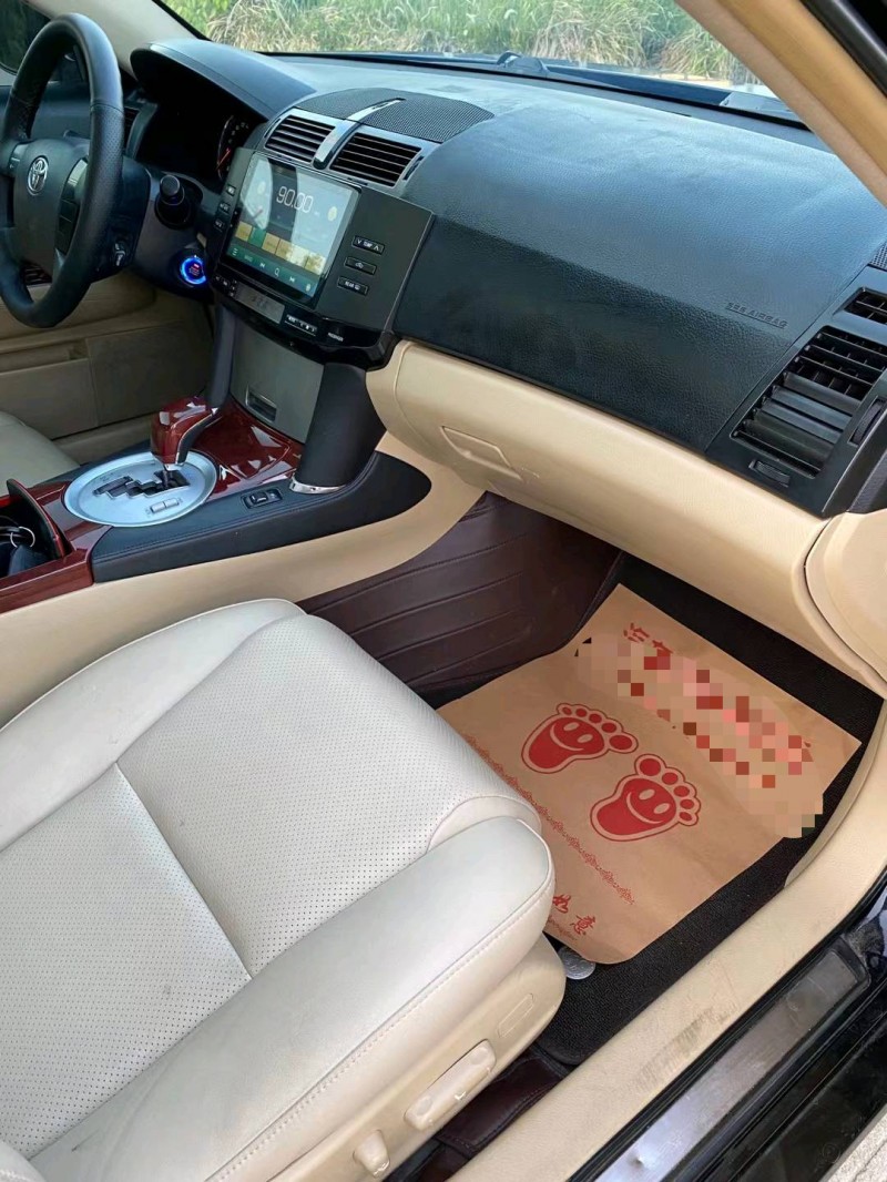 徐州10年丰田锐志5