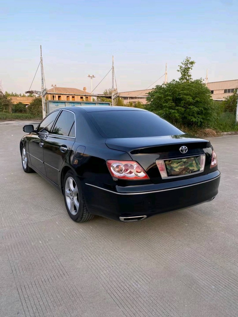 徐州10年丰田锐志7