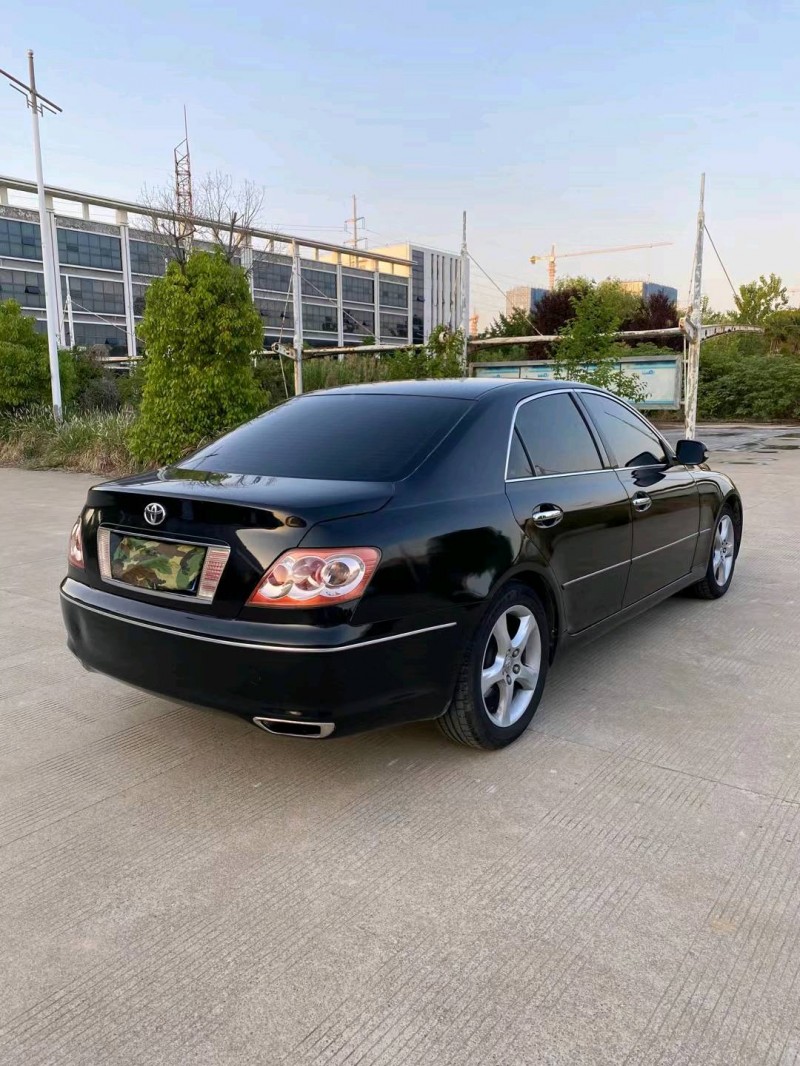 徐州10年丰田锐志8