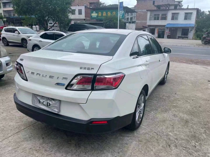 長沙21年啟辰D608