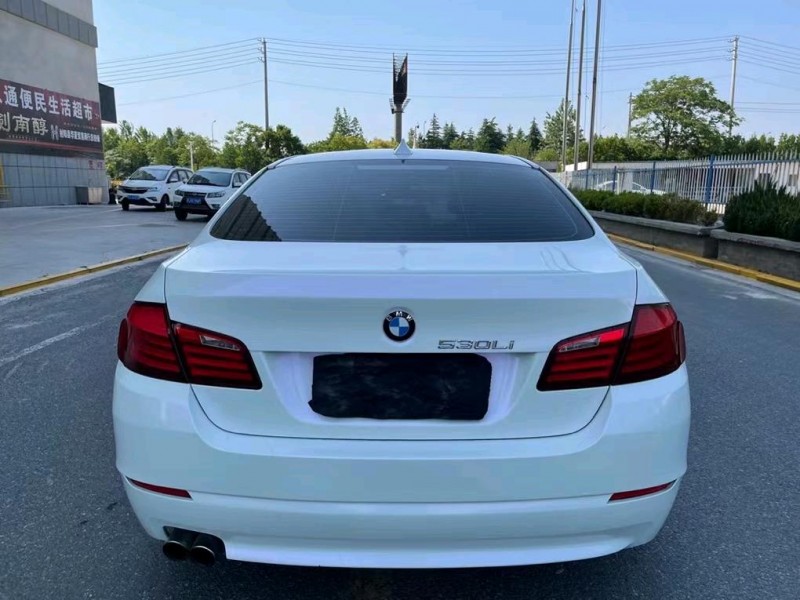 盐城13年宝马5系4