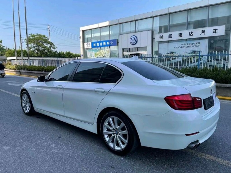 盐城13年宝马5系9