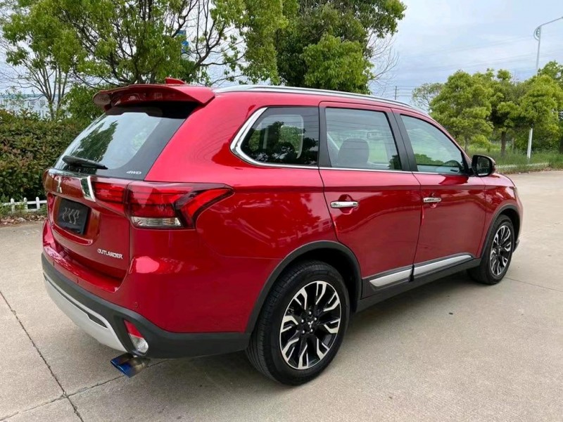 盐城21年三菱欧蓝德8