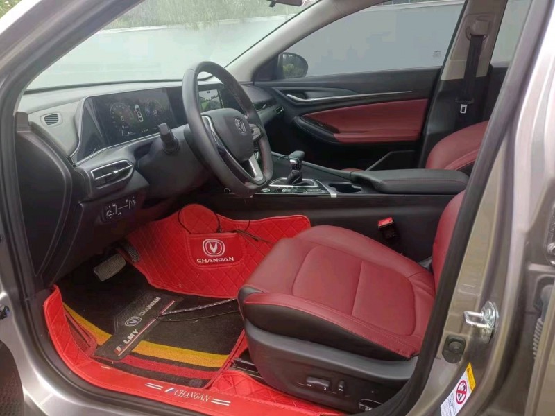 廣州20年長安汽車逸動2