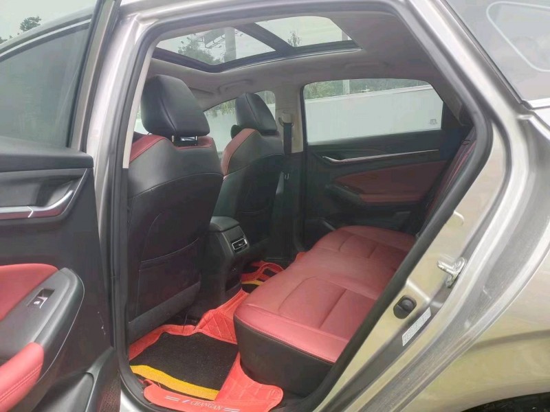 廣州20年長安汽車逸動6