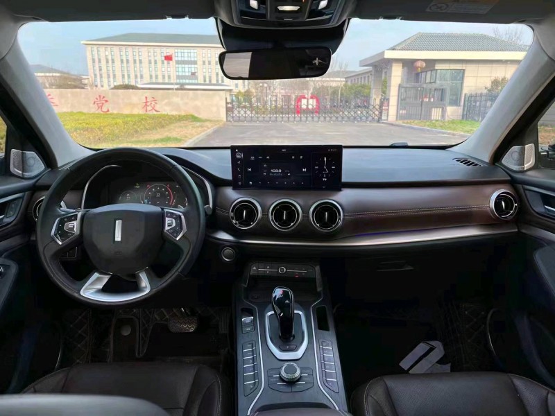 安陽20年長城汽車WEY VV63