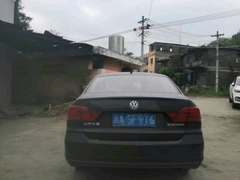 貴陽22年大眾桑塔納6