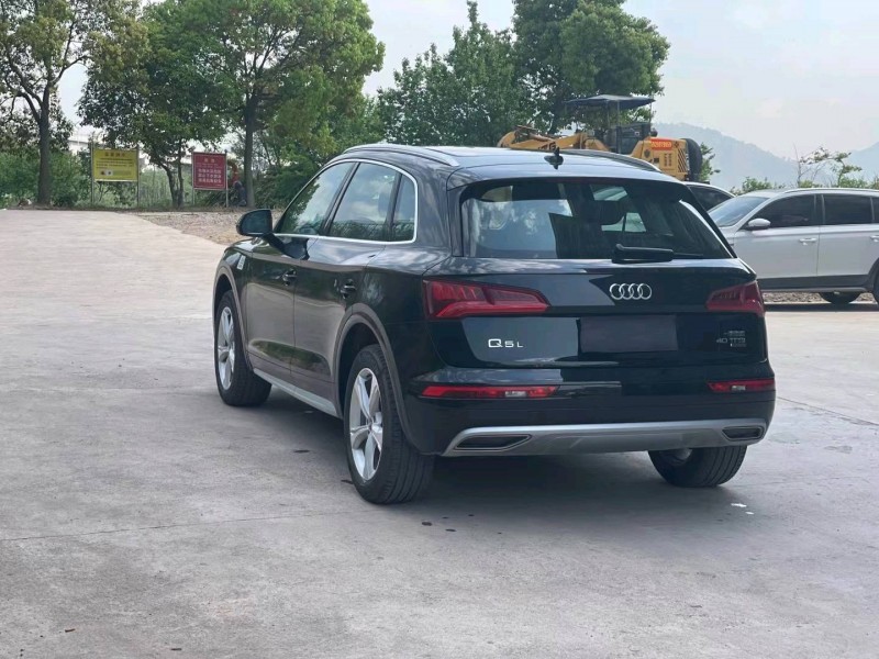 北京21年奥迪Q55