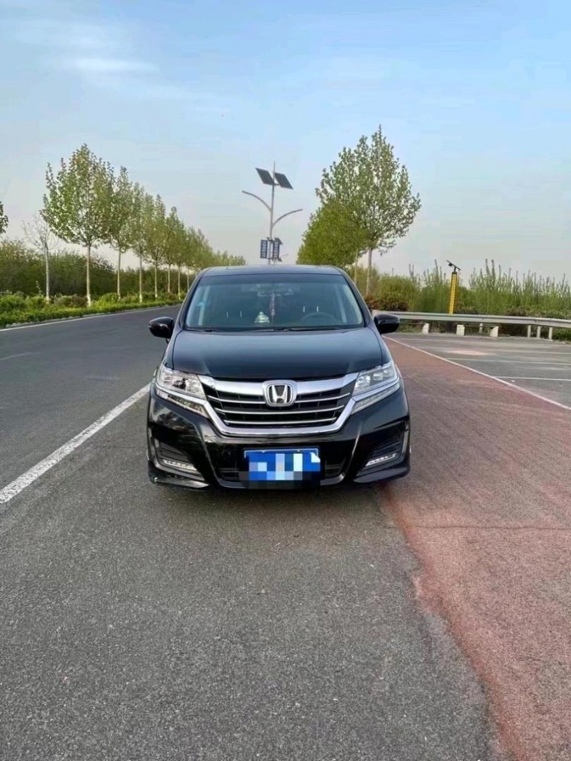 烟台18年本田艾力绅1