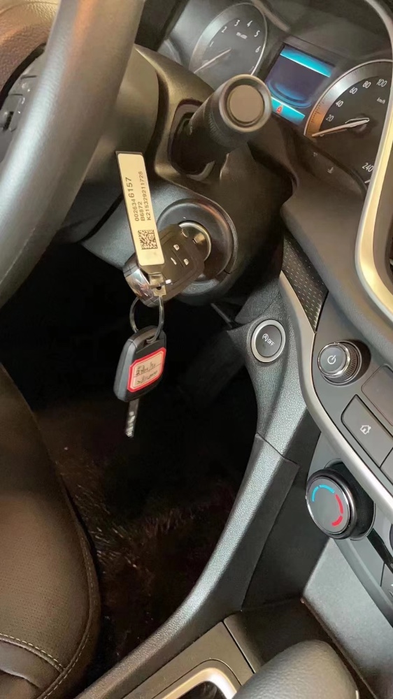 青岛22年别克英朗2