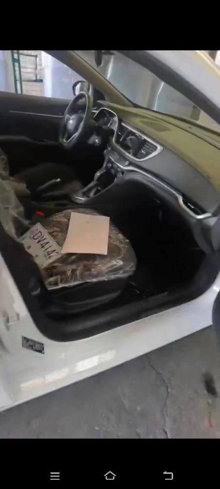 青岛22年别克英朗4