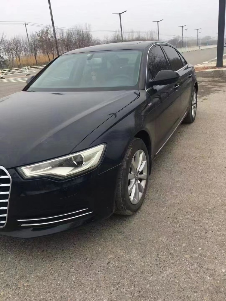 青岛13年奥迪A68