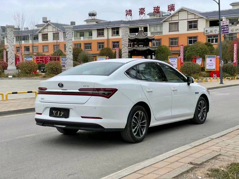 銅仁21年比亞迪秦7