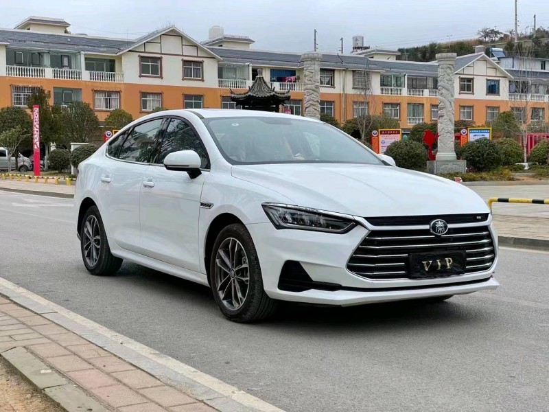 銅仁21年比亞迪秦8