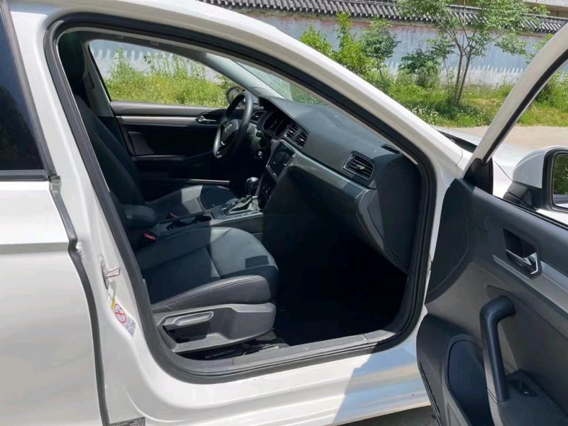 盐城17年大众凌渡4