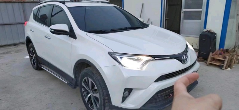 烟台18年丰田RAV4荣放3