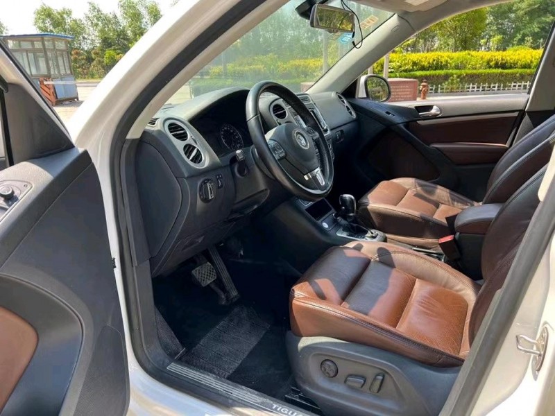 盐城16年大众途观4