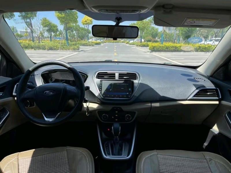 盐城17年福特福睿斯7