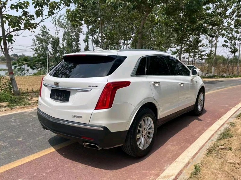 鹽城17年凱迪拉克XT58