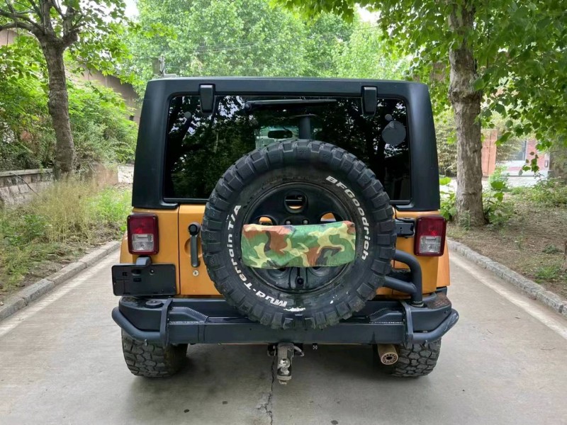 煙臺14年Jeep牧馬人1