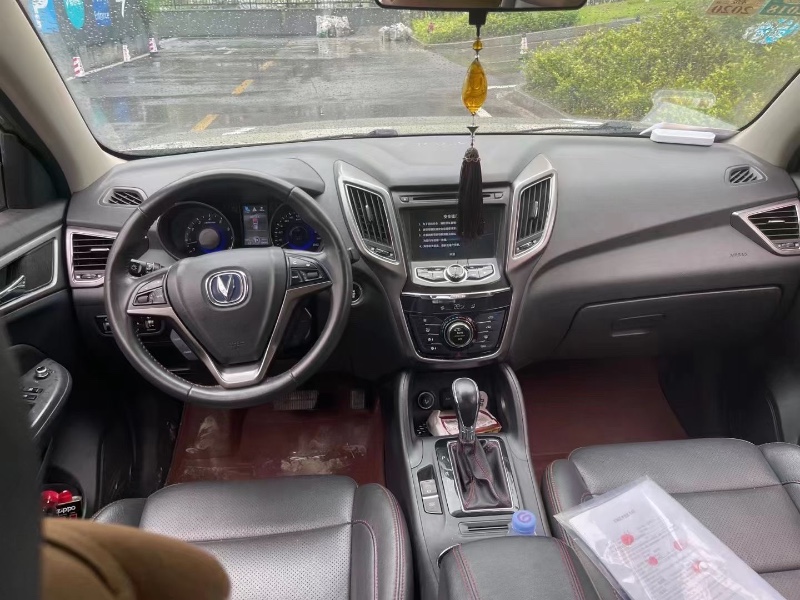 重慶16年長安汽車CS751