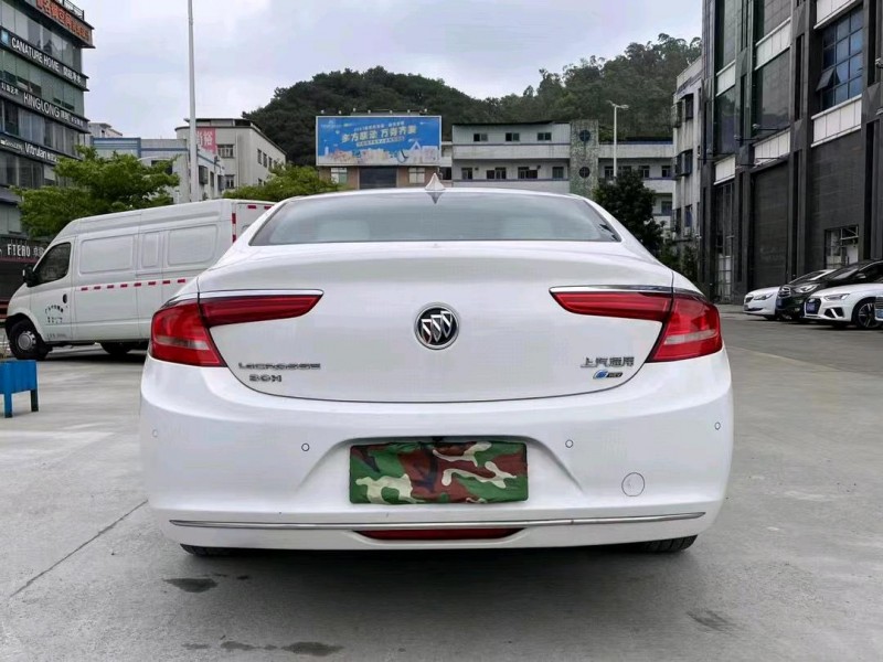 东莞17年别克君越9