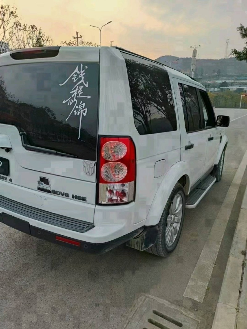 黔西南13年路虎發現3