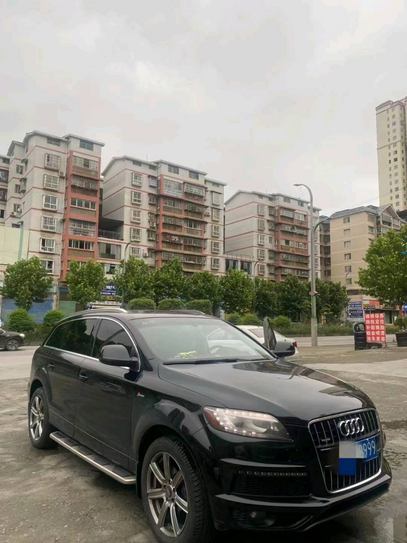 黔西南14年奧迪Q73
