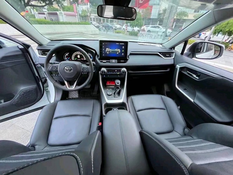 嘉興22年豐田RAV4榮放6