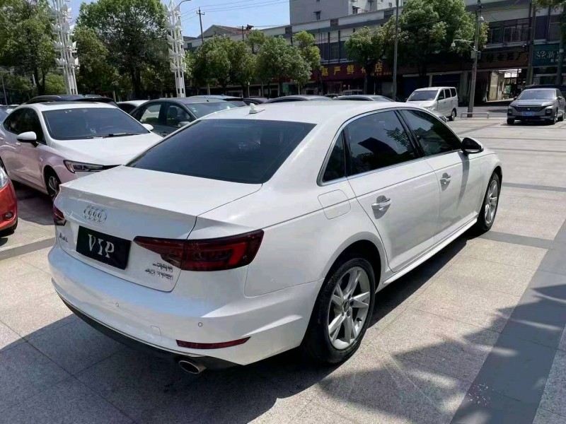 南京18年奧迪A4L8