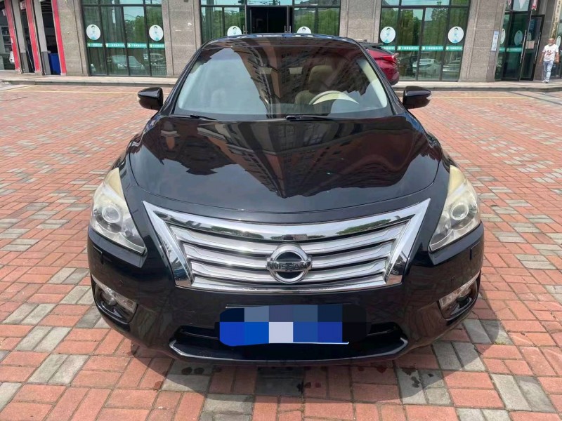 南通13年日產天籟1