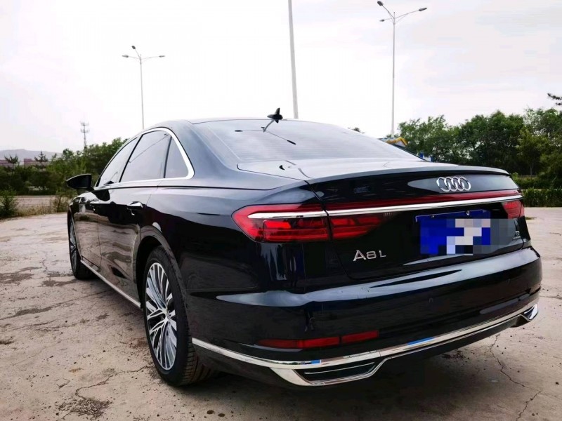 蘭州21年奧迪A8L8