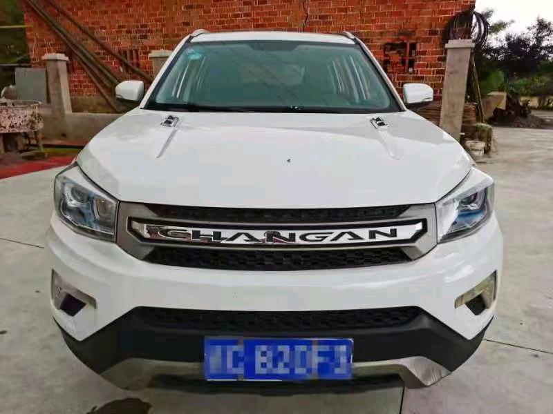岳陽17年長安汽車CS752